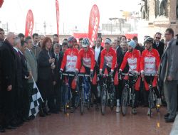 Şehitler için Bayrak-Toprak buluşması